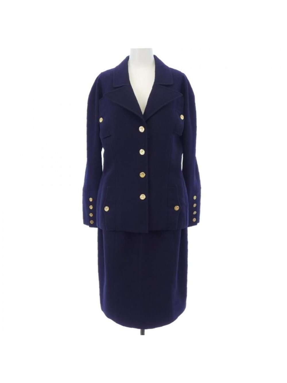 Chanel Vintage Collection 16 Suit
